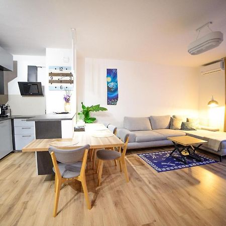 Apartamenty Via Marina Wrocław Buitenkant foto