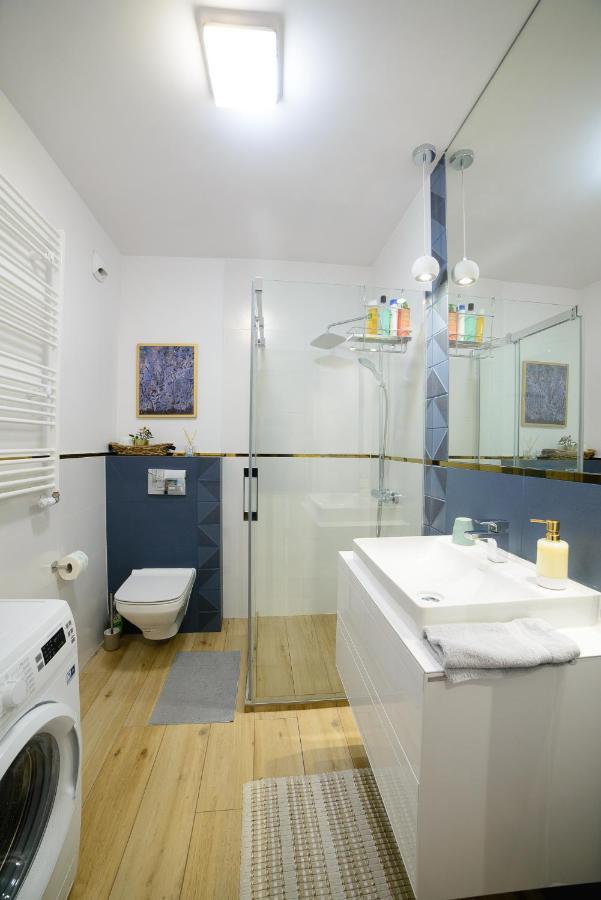 Apartamenty Via Marina Wrocław Buitenkant foto