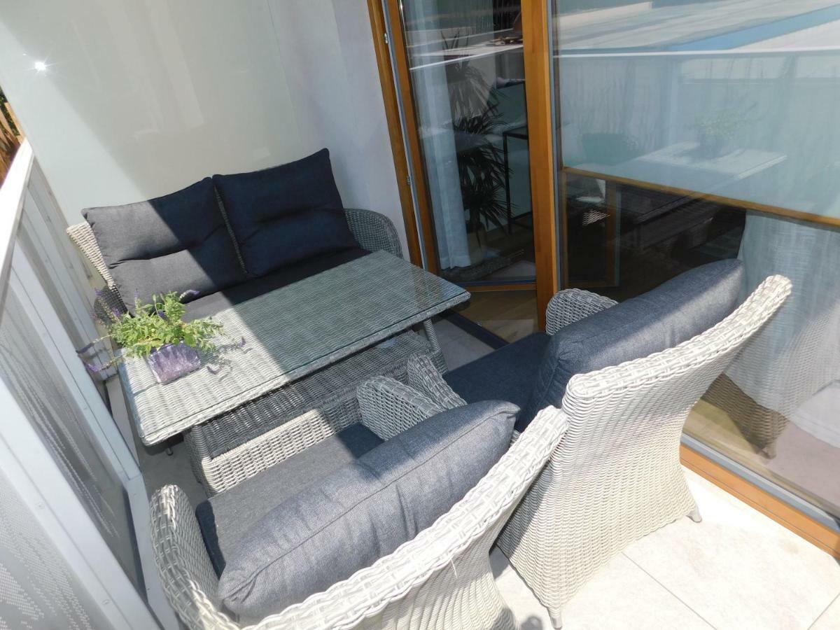 Apartamenty Via Marina Wrocław Buitenkant foto